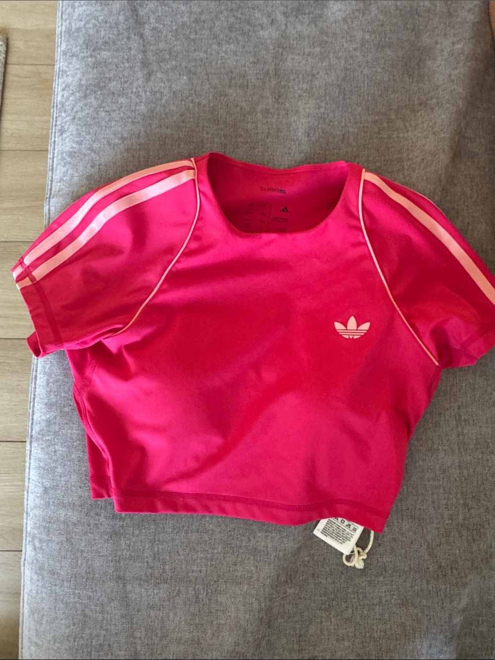 ADIDAS ORIGINALS SPORT
SUPERSTAR BRA TEE